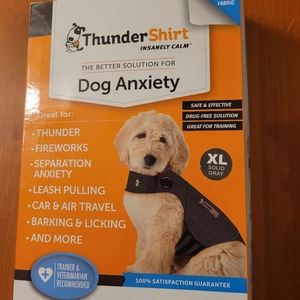 Thundershirt dog anxiety shirt XL